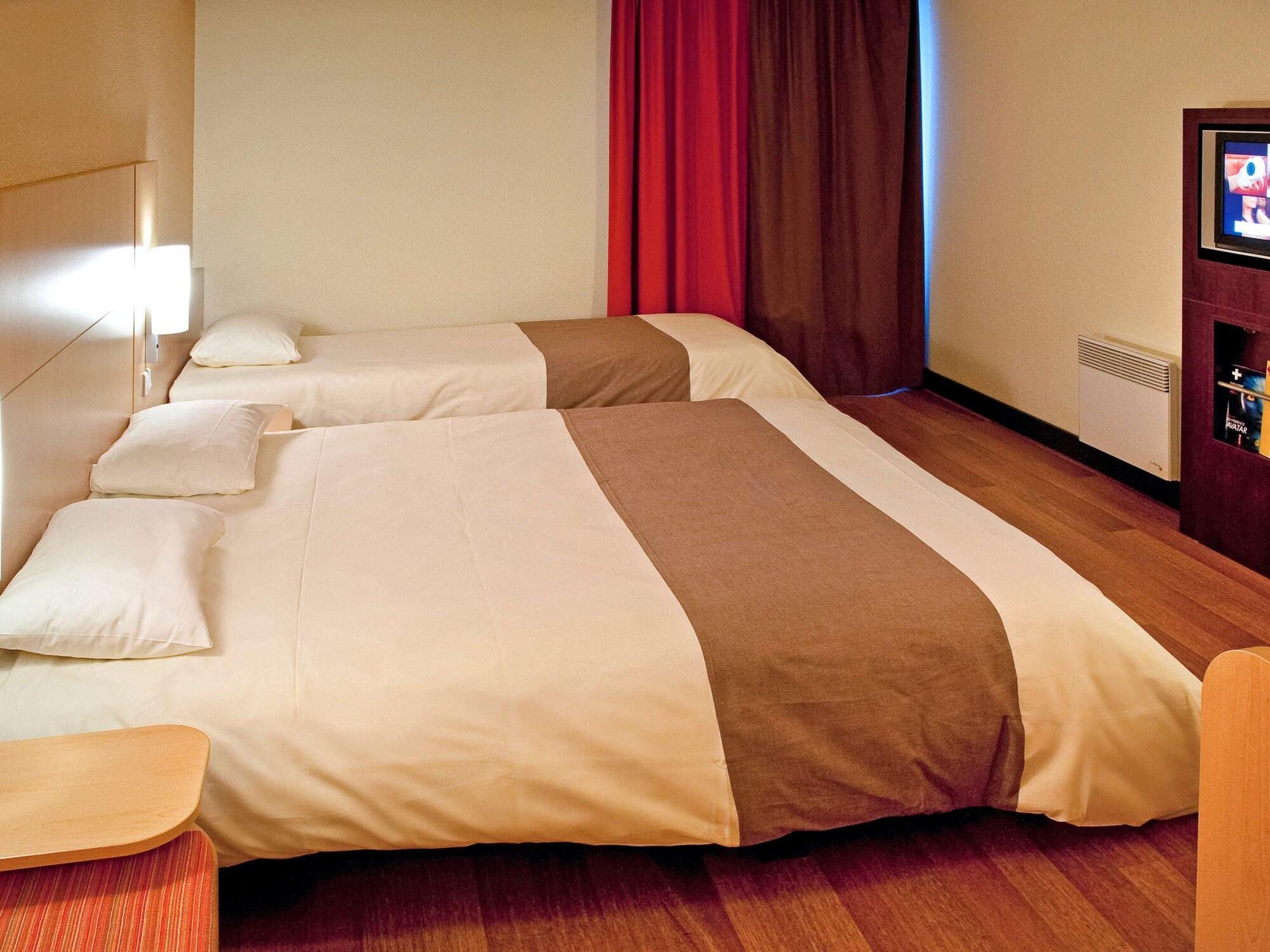 Ibis Rennes Beaulieu Hotel Cesson-Sevigne Ngoại thất bức ảnh