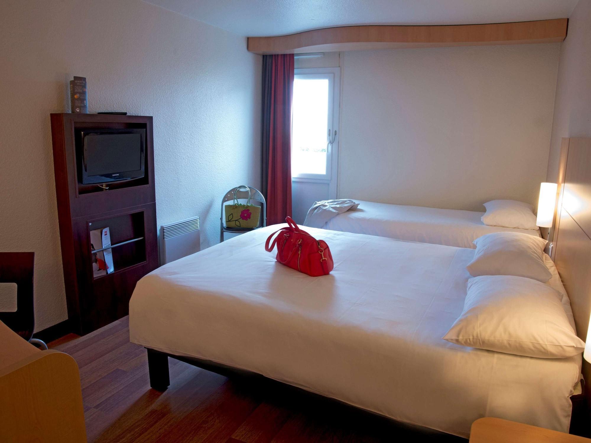 Ibis Rennes Beaulieu Hotel Cesson-Sevigne Ngoại thất bức ảnh
