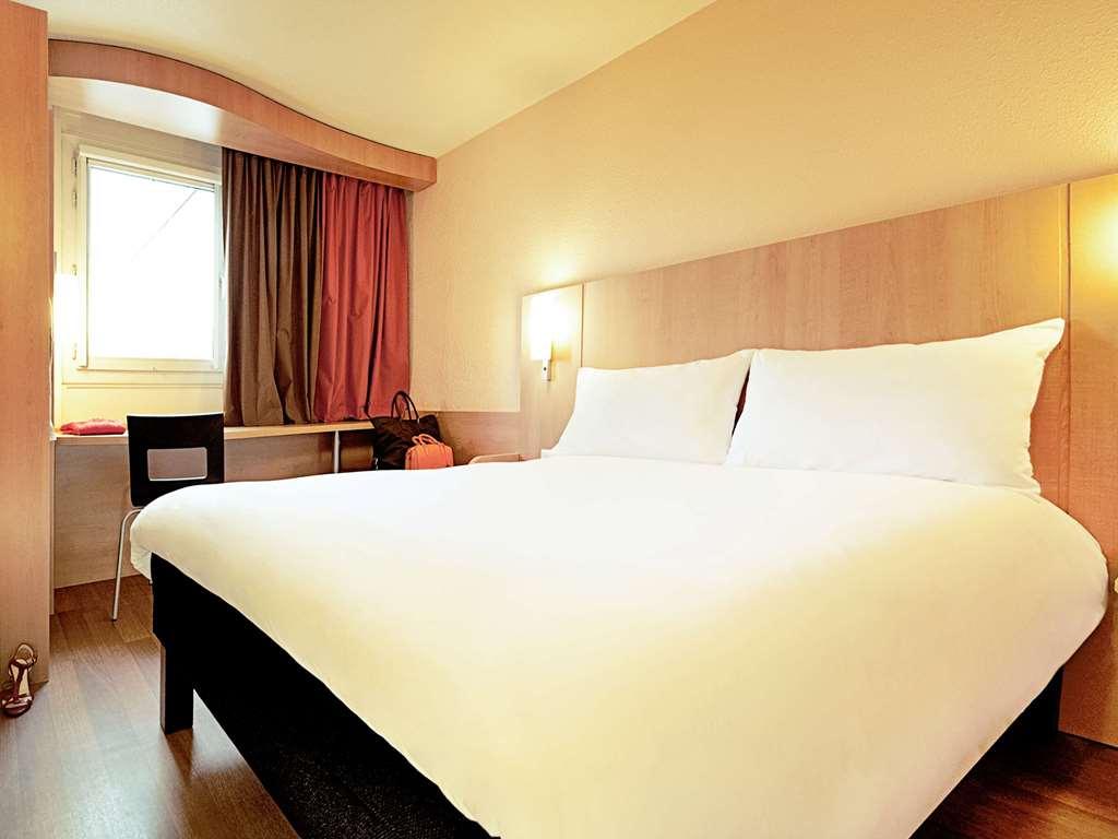 Ibis Rennes Beaulieu Hotel Cesson-Sevigne Phòng bức ảnh