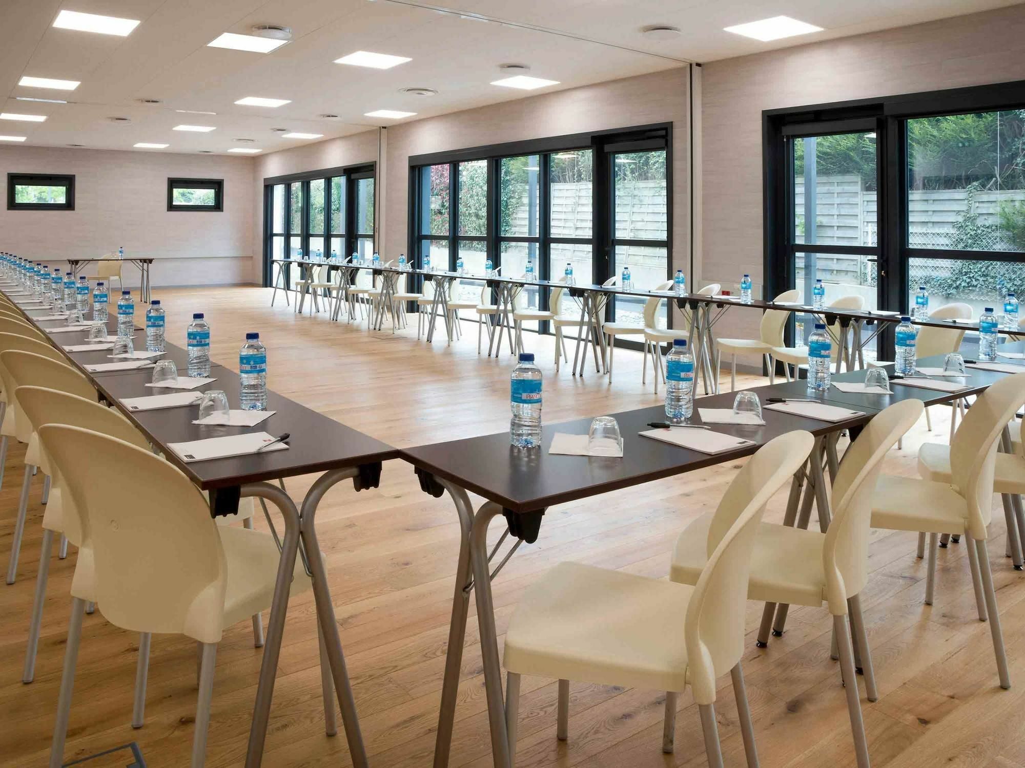 Ibis Rennes Beaulieu Hotel Cesson-Sevigne Ngoại thất bức ảnh