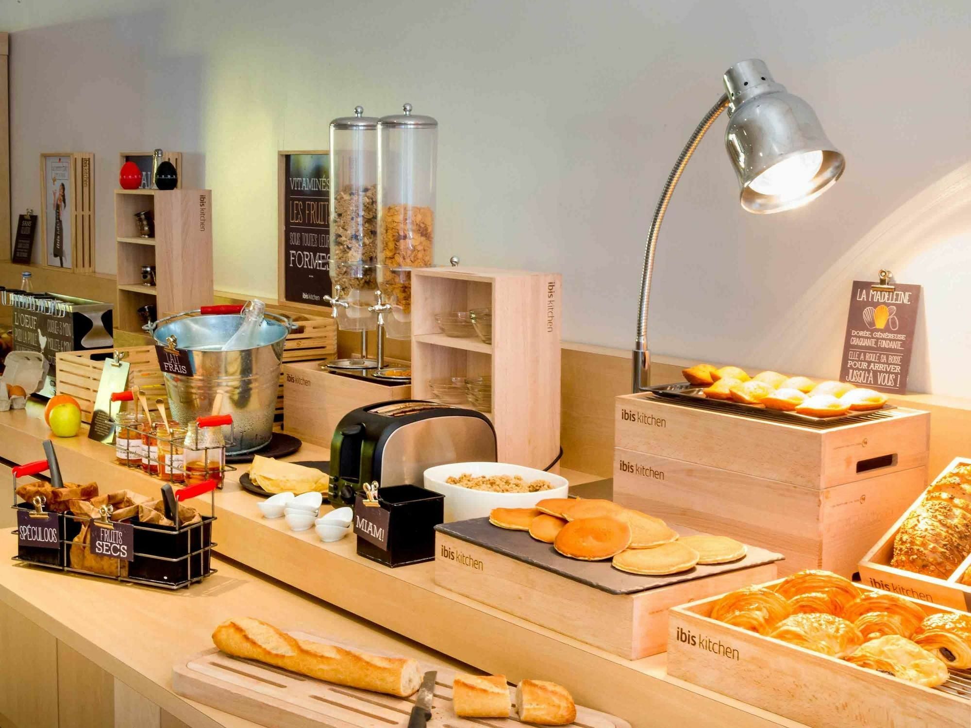 Ibis Rennes Beaulieu Hotel Cesson-Sevigne Ngoại thất bức ảnh
